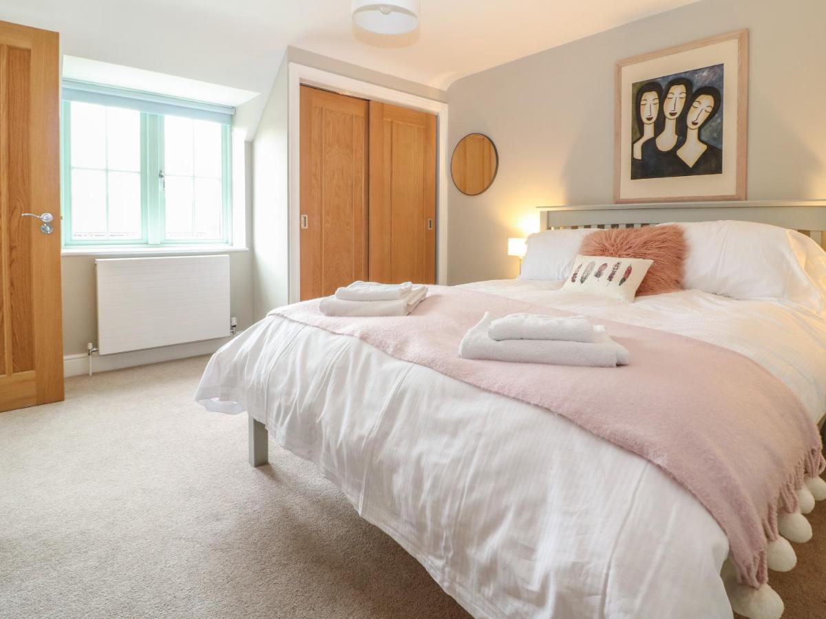 Villa 9 Windrush Heights Burford Exterior foto